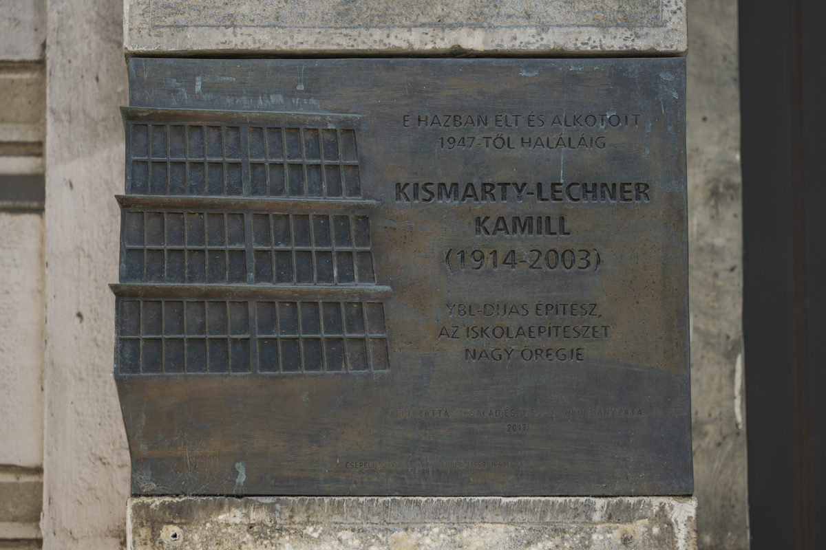 kismarty-lechner-2-heb.jpg